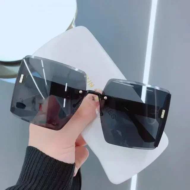 Kwadratowe okulary przeciwsłoneczne Apollo-Helthfit.pl
