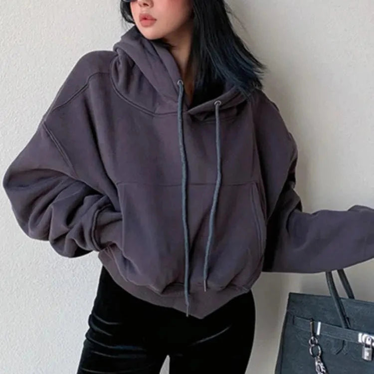 Krótka bluza z kapturem Tanatos-Helthfit.pl