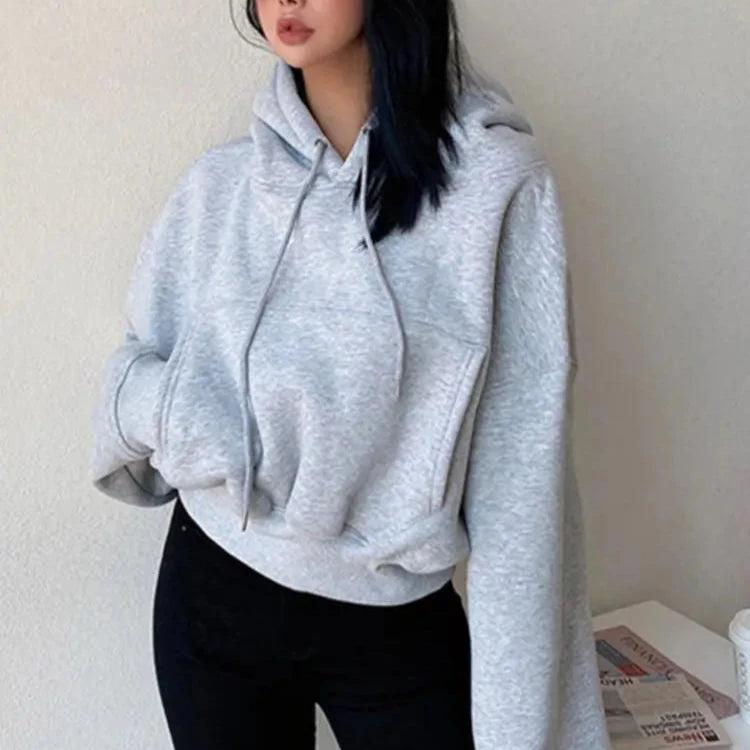 Krótka bluza z kapturem Tanatos-Helthfit.pl