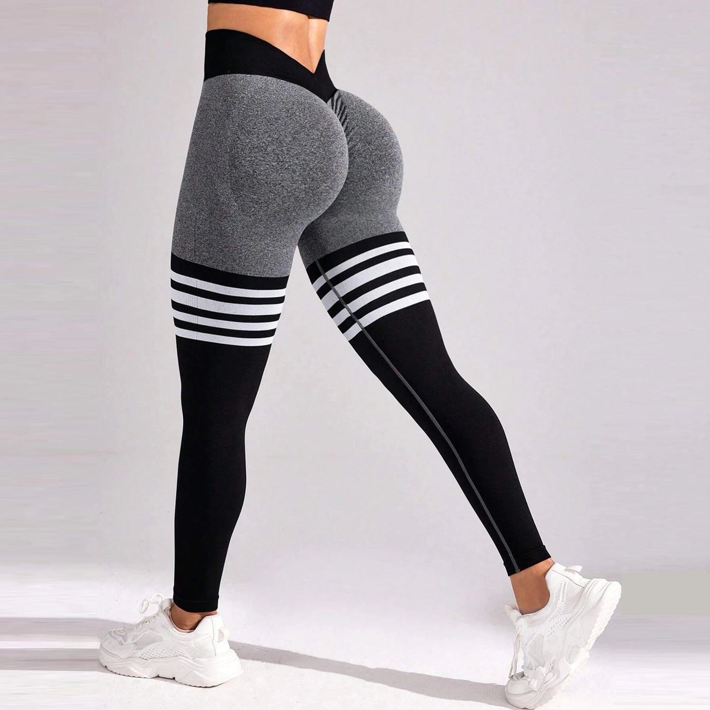 Legginsy z ozdobnymi paskami i efektem PushUp Ejlejtyja-helthfit.pl