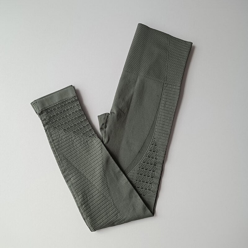 Długie legginsy z dziurkami Hades-Helthfit.pl
