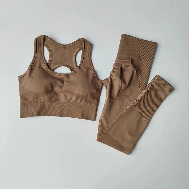 Komplet sportowy top + legginsy pushup Boreasz