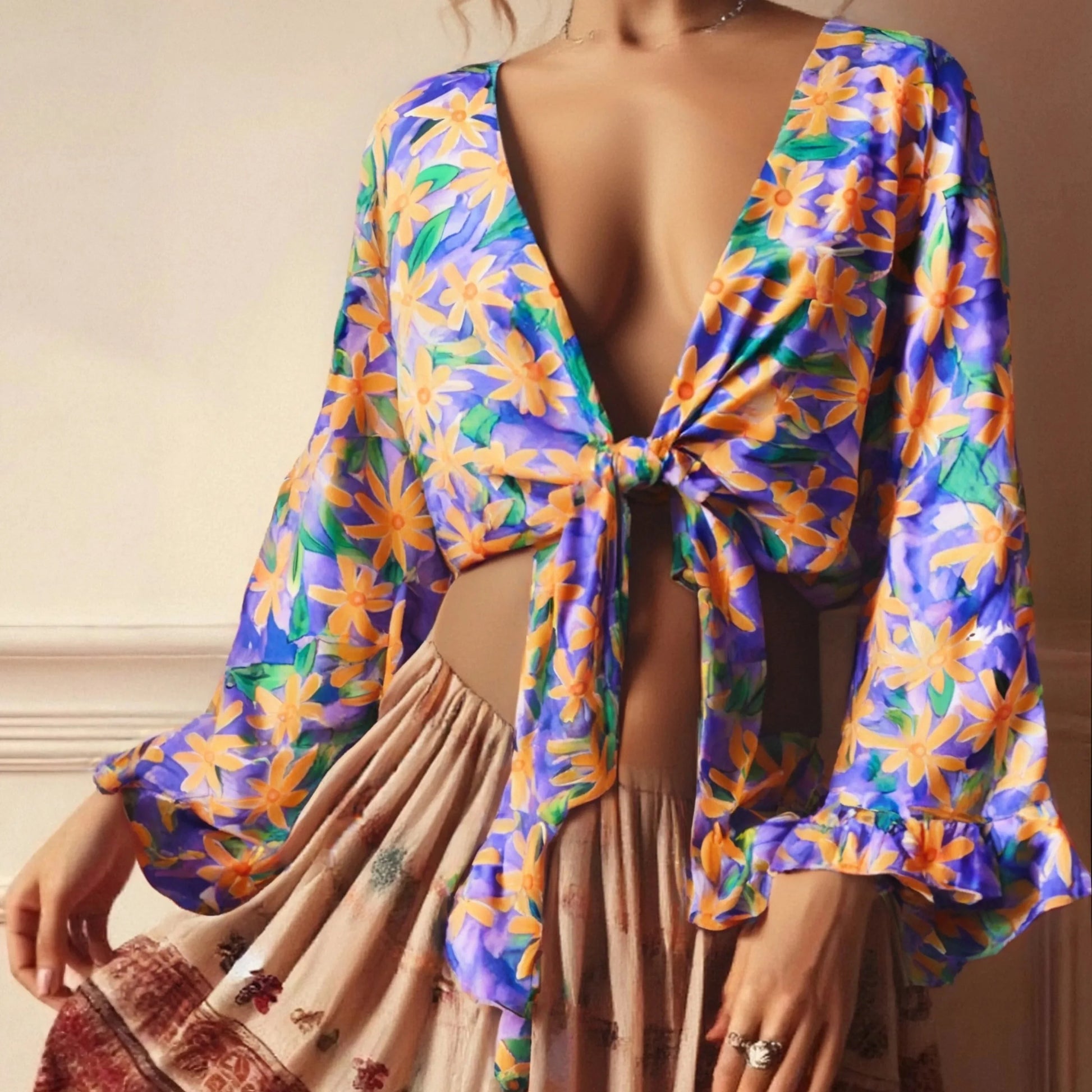 Krótkie kimono plażowe z szerokimi rękawami Dionizos-helthfit.pl