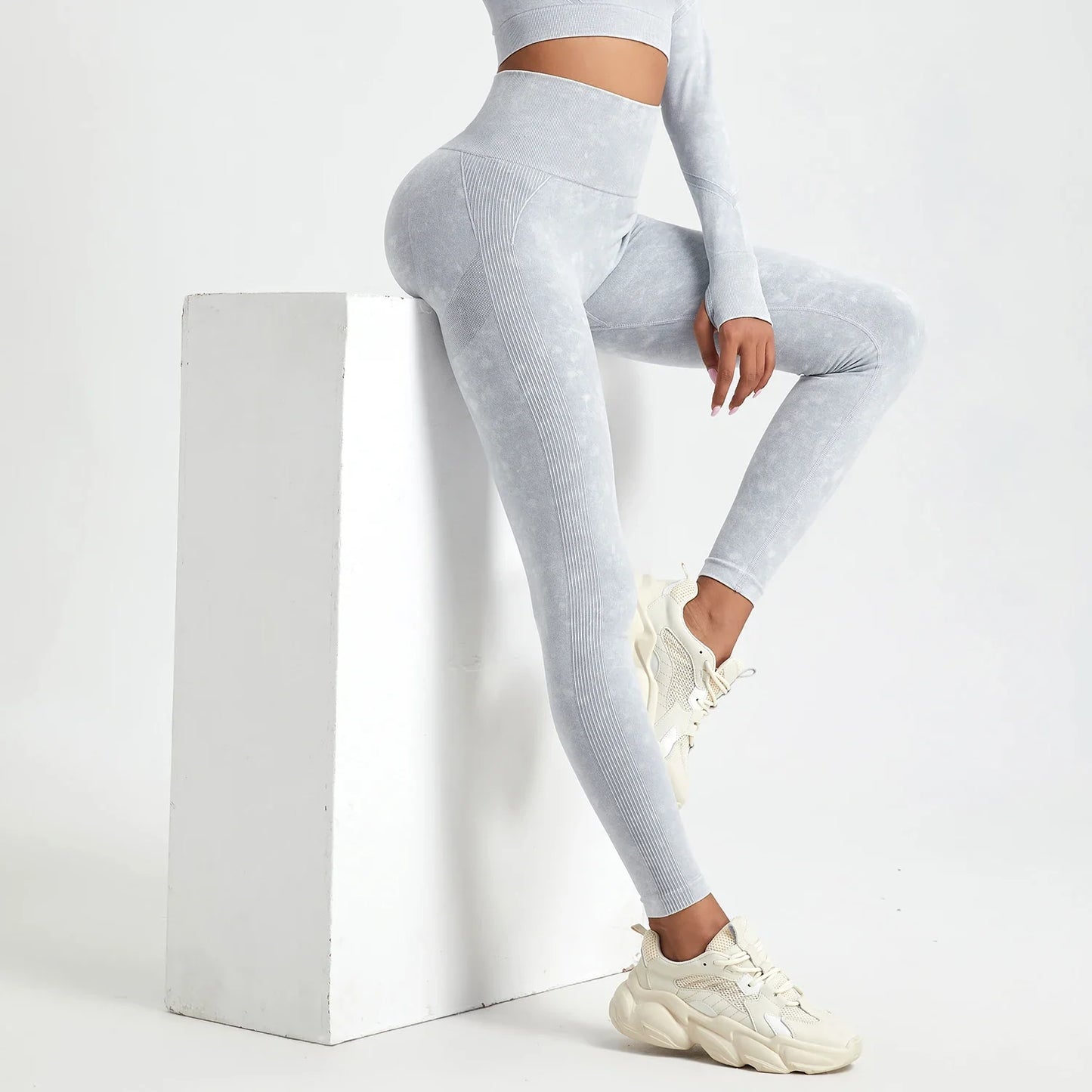 Legginsy Push Up z wysokim stanem Artemida-helthfit.pl