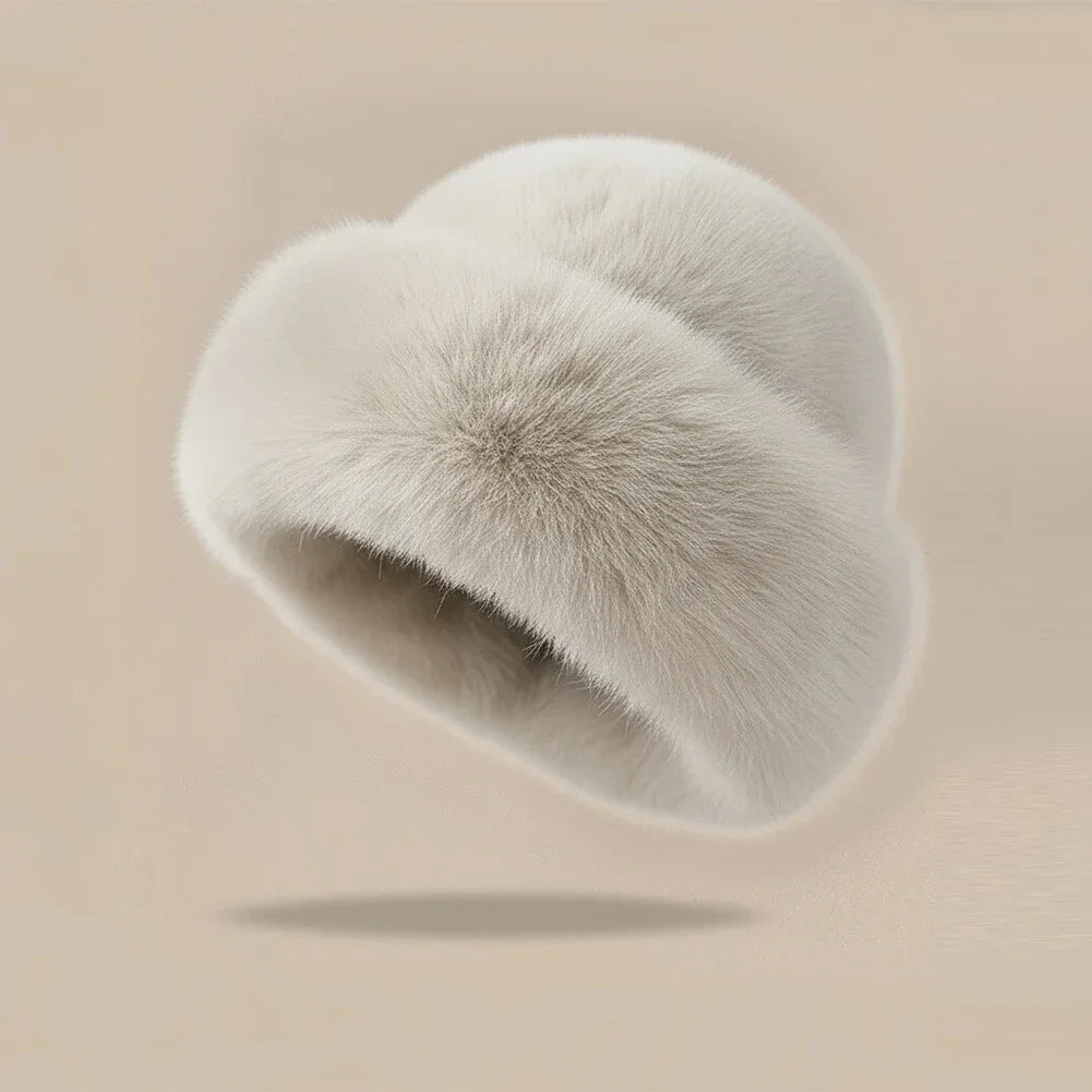 Puchata czapka damska Afrodyta