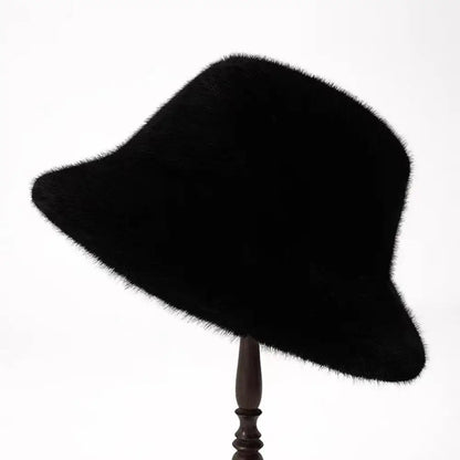 Puszysty kapelusz typu Bucket Hat Atena