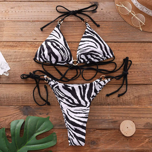 Bikini z ozdobnymi sznureczkami Eros-helthfit.pl